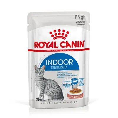 Royal Canin Indoor Sterilised Gravy - lakásban tartott felnőtt macska szószos nedves táp 12 x 85 g akció
